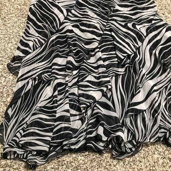 Robbie Bee Tiered Maxi Skirt Sz12 - Picture 2 of 5